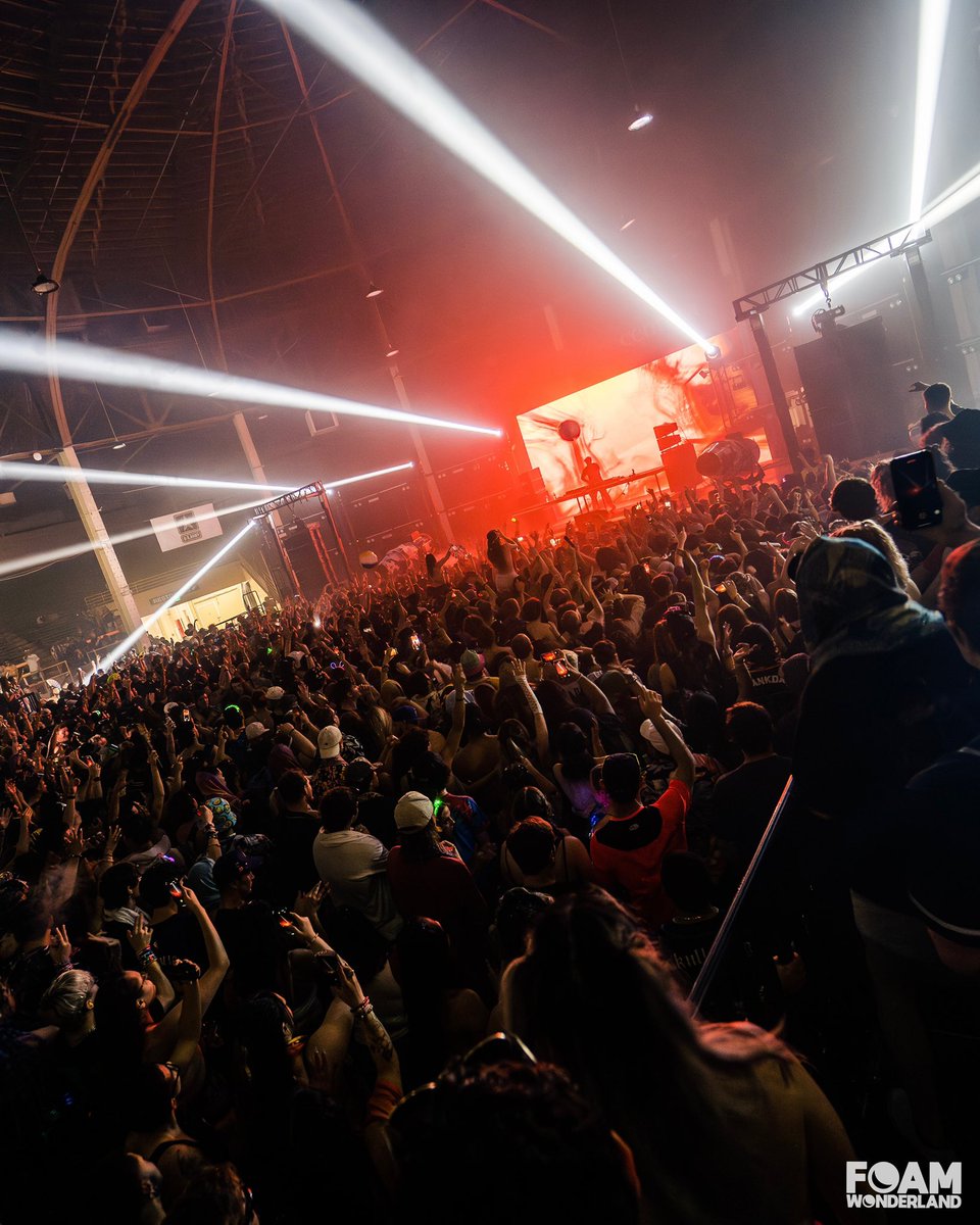 FoamWonderland's tweet photo. THANK YOU DENVER! 🩵🫧 10 summer nights are now behind us &amp; we are forever grateful to call this place home! 🌃🎵

We love you and can’t wait to continue this epic tradition with y’all for many years to come! 🌞🫶

See you next summer &amp; stayed tuned for more photos &amp; videos! https://t.co/lhuK6PCw8m