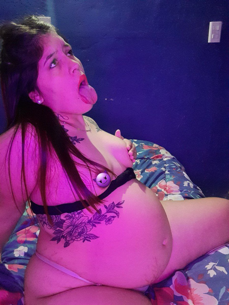 Harmonylul's tweet photo. Active all day! Inbox me😍😈 https://t.co/07gZuhswru