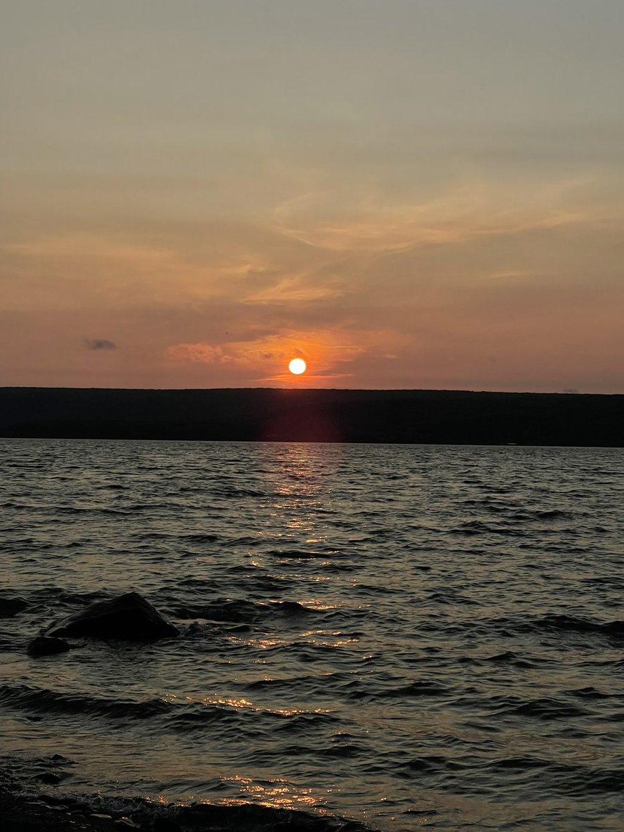 ydenny88's tweet photo. Sunset from my fav summer getaway that’s just 25 mins from home, #BenEionBeachRVResort https://t.co/fmAum03wDX