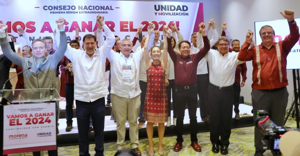 Claudiashein's tweet photo. ¡Unidad! https://t.co/QZXgjqOPFU