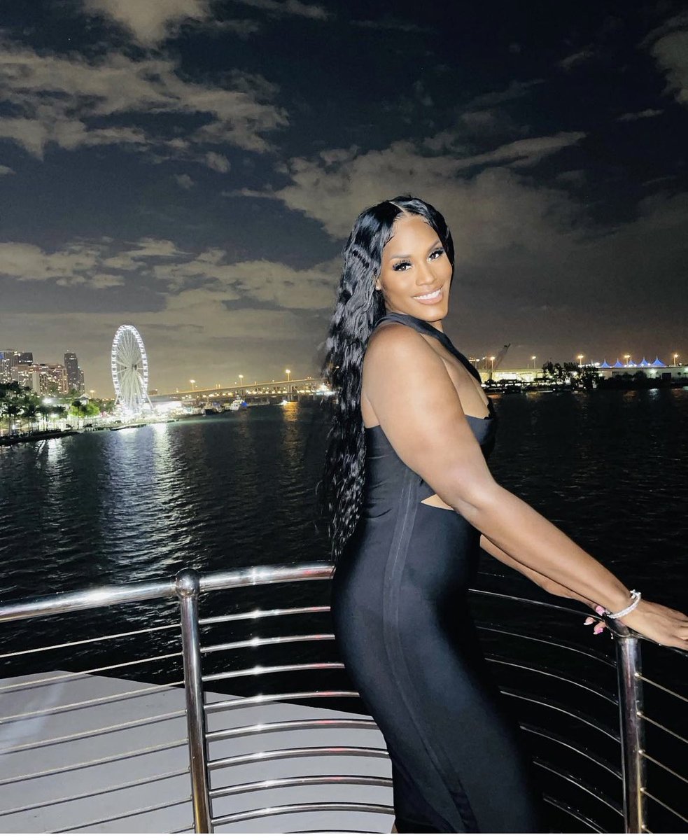  milyssa on Twitter "Kalani Brown Out Of Uniform 😮‍💨"