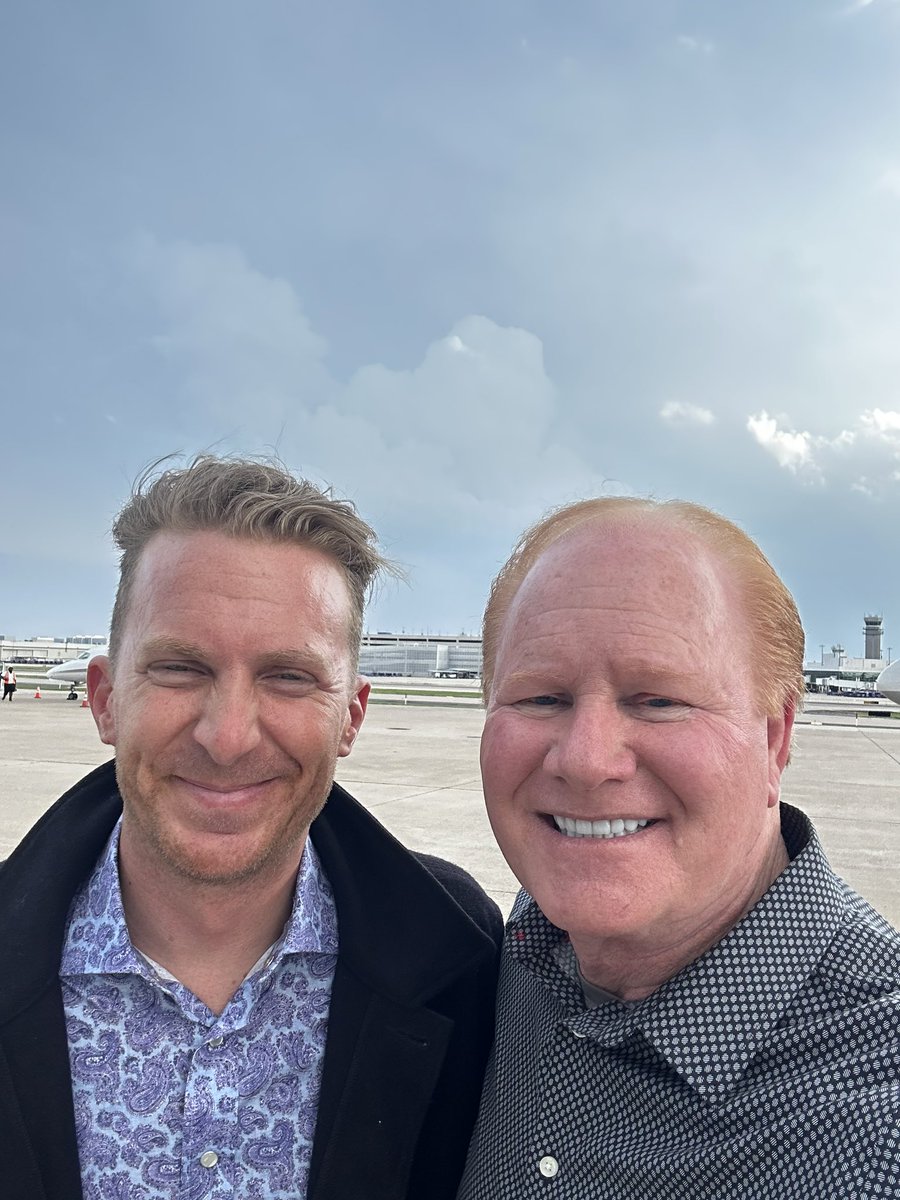 walterhallam's tweet photo. Great time today in Pittsburgh &amp; now flying with my friend John Shuttlesworth &amp; family to Dallas.
Many lives changed today in church! https://t.co/w4VID1DJNY