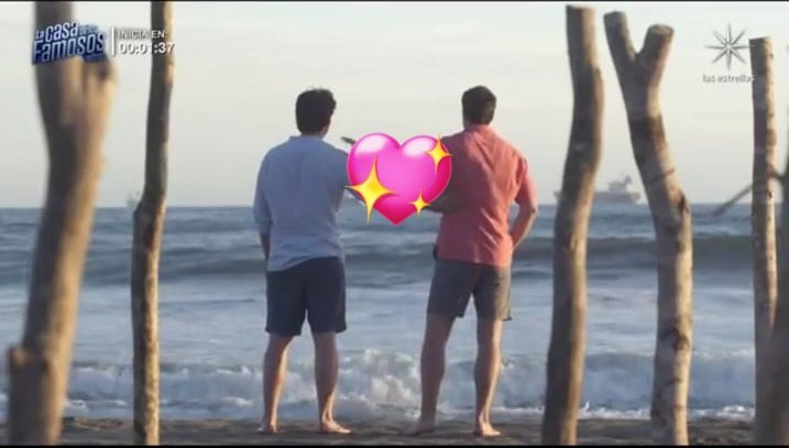 YajairaECC's tweet photo. Hacernos los sueños posibles, y hacer de esta historia un amor invencible #Daviel
Mar, mira de lo que te perdiste 🤪🤣
#ElAmorInvencible https://t.co/uMzOgWJfVd