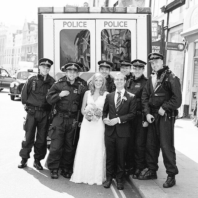 @crochetjenny Many years ago we came across these newly weds broken down on way to their reception.  Caused a bit of a stir when they arrived…..
#notjustcrime