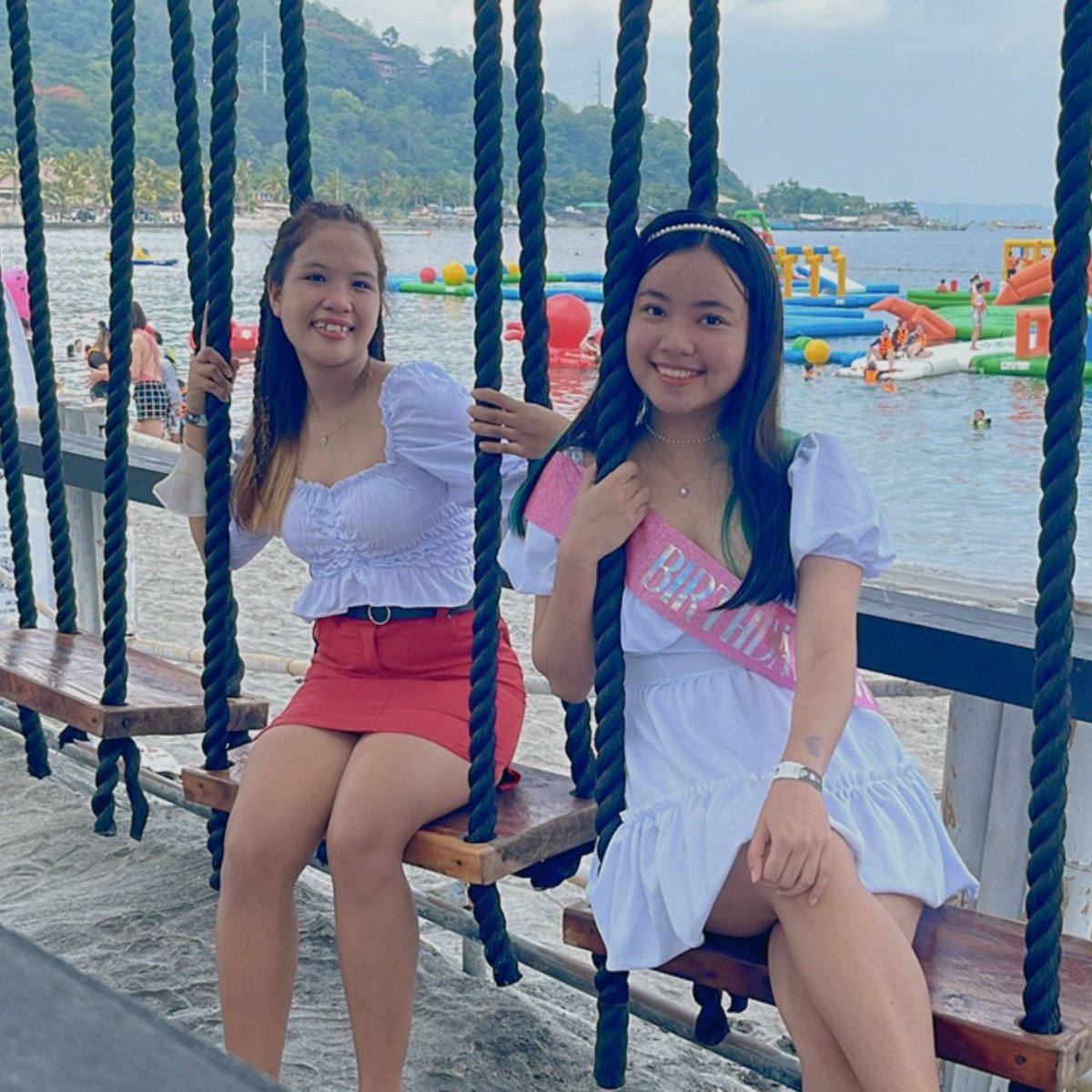 mksnpscl's tweet photo. BIRTHDAY NA NI KIMMIE ! BIRTHDAY NA NI KIMMIE ! BIRTHDAY ! NI KIMMIE ! NGAYON ! 🎉🥳

happy birthday bai! nagbalik loob ako sa twitter para sayo hshahsh ang tanda mo na beh, bente ka na pero mga isip natin pang 12 years old parin HAHAHAH  

see u later alligator, i luv you!!! 😚 https://t.co/YBMalkZCQz
