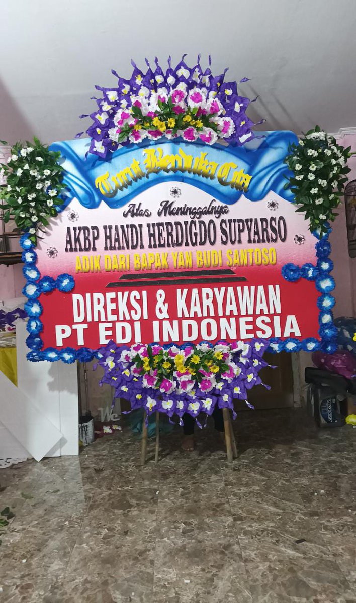 karangan_solo's tweet photo. #solo#sukoharjo#boyolali@floristsolo TOKO KARANGAN BUNGA surakarta SOLO. 
klik pesan via WA➡➡https://t.co/4Jn2xWnyDZ 

#banjarsari #jebres #surakarta @floristsolo #laweyan #pasarkliwon #serengan #solo #sukoharjo https://t.co/HQa9aOWJLK https://t.co/i5ZTqRh9q4
#tu86 #Twitter https://t.co/RZq0horVAA