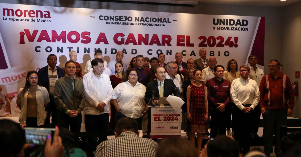 Reuters's tweet image. Mexico's ruling party to announce 2024 presidential candidate on Sept. 6 reut.rs/3CsAOL2
