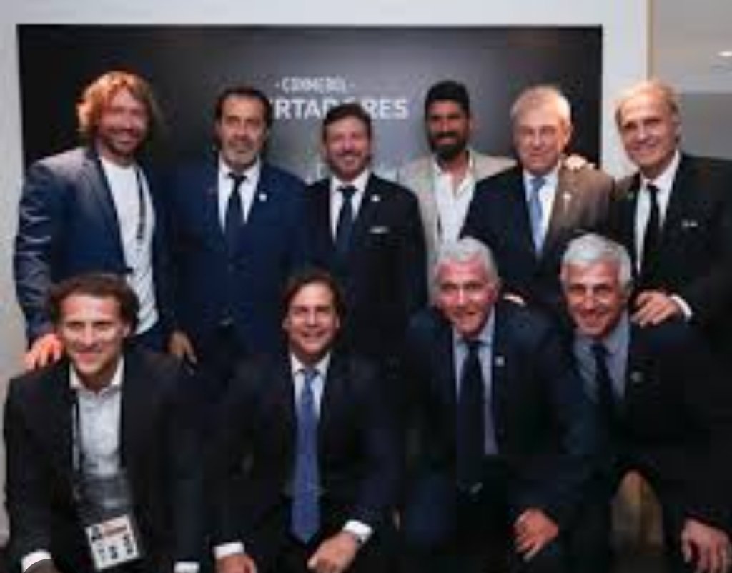 LibrePensadorUy's tweet image. Solo 3 presidentes Uruguayos son Campeones del Mundo
1930 Juan Campisteguy
1950 Luis Batlle Berres
2023 Luis Lacalle Pou
Contala como quieras jejejeje #MuFA