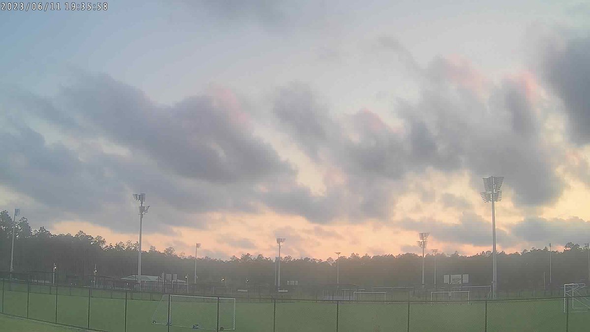 FSWNpcbsports's tweet photo. FSWN Panama City Beach Sports Complex at sunset and it's 80.4 F. #flsert https://t.co/NAHigmWL6I