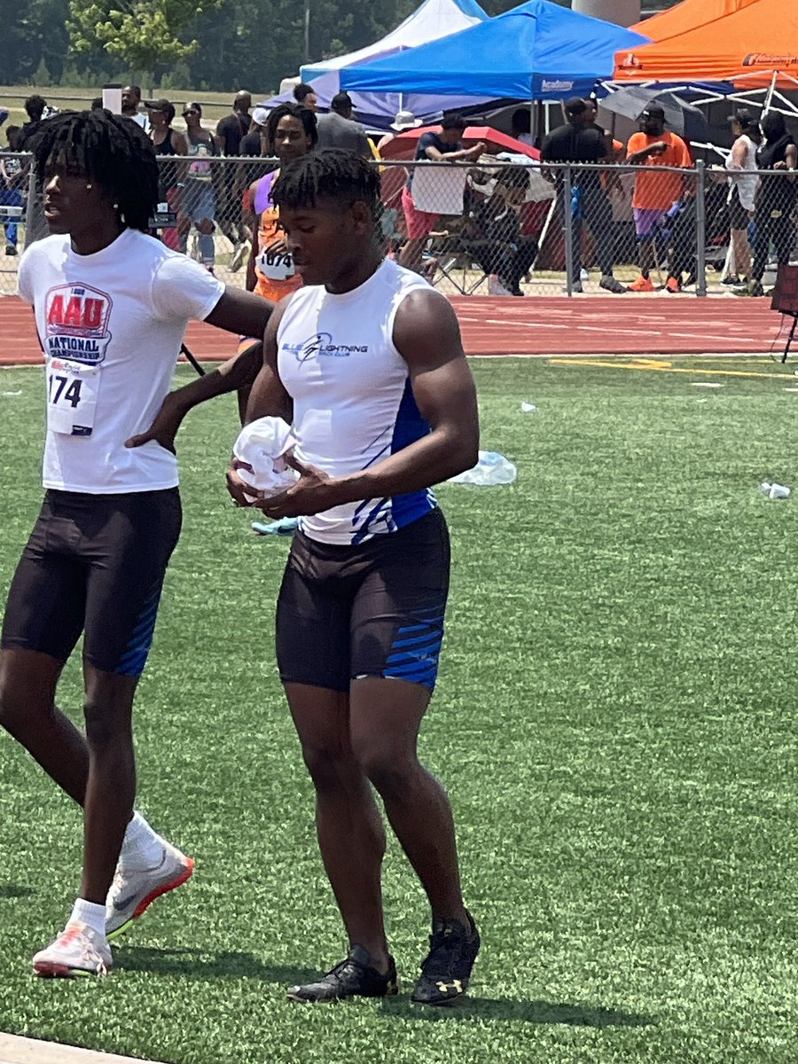 TylerBurch2024's tweet photo. Busy Weekend! AAU track.  HBCU football Hall of Fame Ceremony.  ACT Prep.  @DutchtownFB1 @niketaq @PlayBookAthlete @CoachTJWeyl @electmabra @jarrodburch @CULionsFB @DrShaunHarper https://t.co/ny625D8cEM