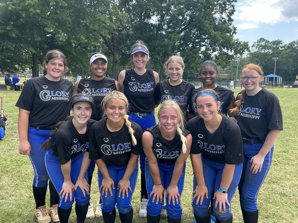 xtremedemarini's tweet photo. 2023 Stars Over MS Showcase-Brandon, MS-Mississippi Glory Premier 18-Lewis has a reduced schedule due to inclement weather but finished 2-1-1 on the weekend! #ALLIN! https://t.co/rKy60OWB8Q