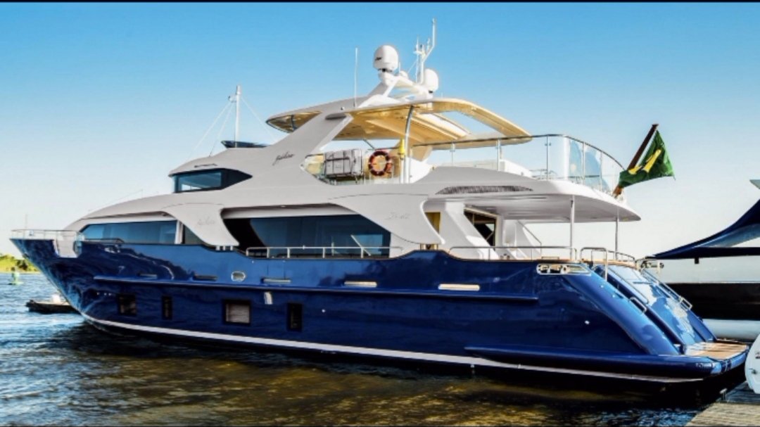 VARMI BU BEBEK GİBİ YAT'LA GEZMEK VE DOYASIYA TATİL YAPMAK İSTEYEN DM