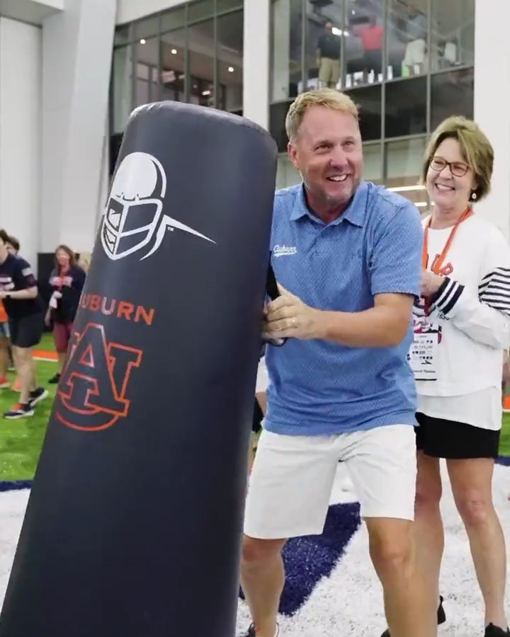 Auburn Football On Twitter At The 2023 Ladies auburn-football-facility-tour-youtube