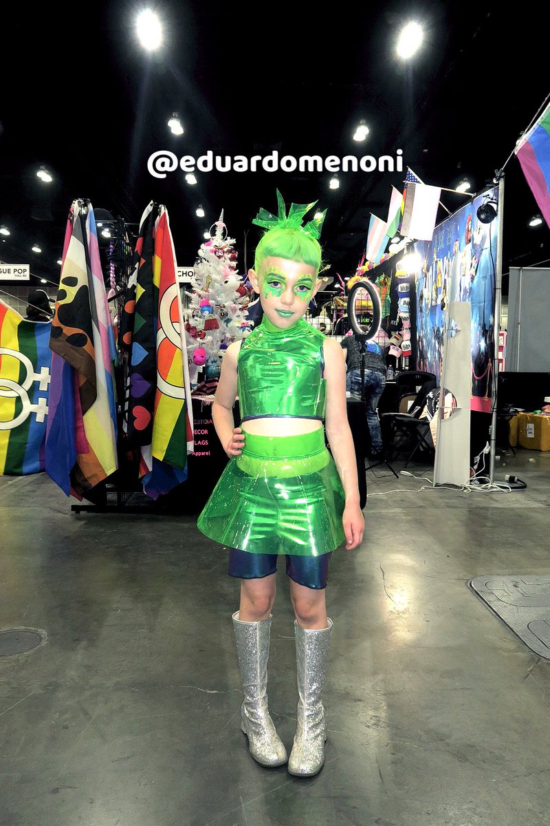 Así el lobby LGBTIQ+ 🏳️‍🌈 me caiga encima y quiera censurarme, NUNCA voy a aceptar que usen a los niños para su adoctrinamiento y MENOS para la pedofilia. ¿Estás de acuerdo conmigo?