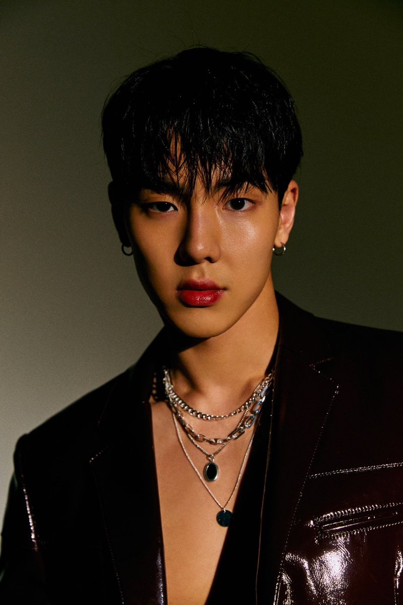 Mnet confirms that #MONSTAX #Shownu will be judge in upcoming #StreetWomanFighter2 #SWF2, which is returning on 22 August

naver.me/52h63L62 #KoreanUpdates RZ