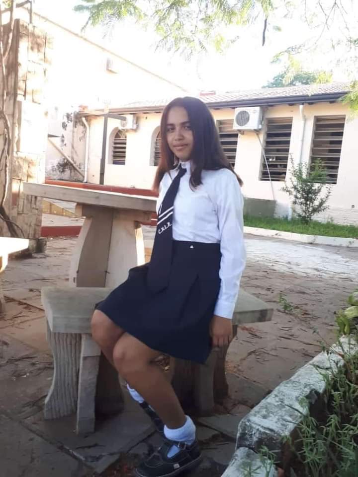 ENCONTREMOS A MONTSE | 🙏

🔹Petrona Montserrat González (16) está desaparecida desde ayer a las 20:30 tras salir rumbo a la Laguna de Itá y desde ese momento no se supo más nada de ella. 

🔹Dicen que es una niña muy centrada y tranquila. Info al 911

Favor compartir