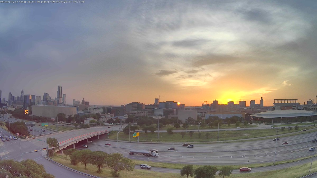 UTWeatherSTEM tweet picture