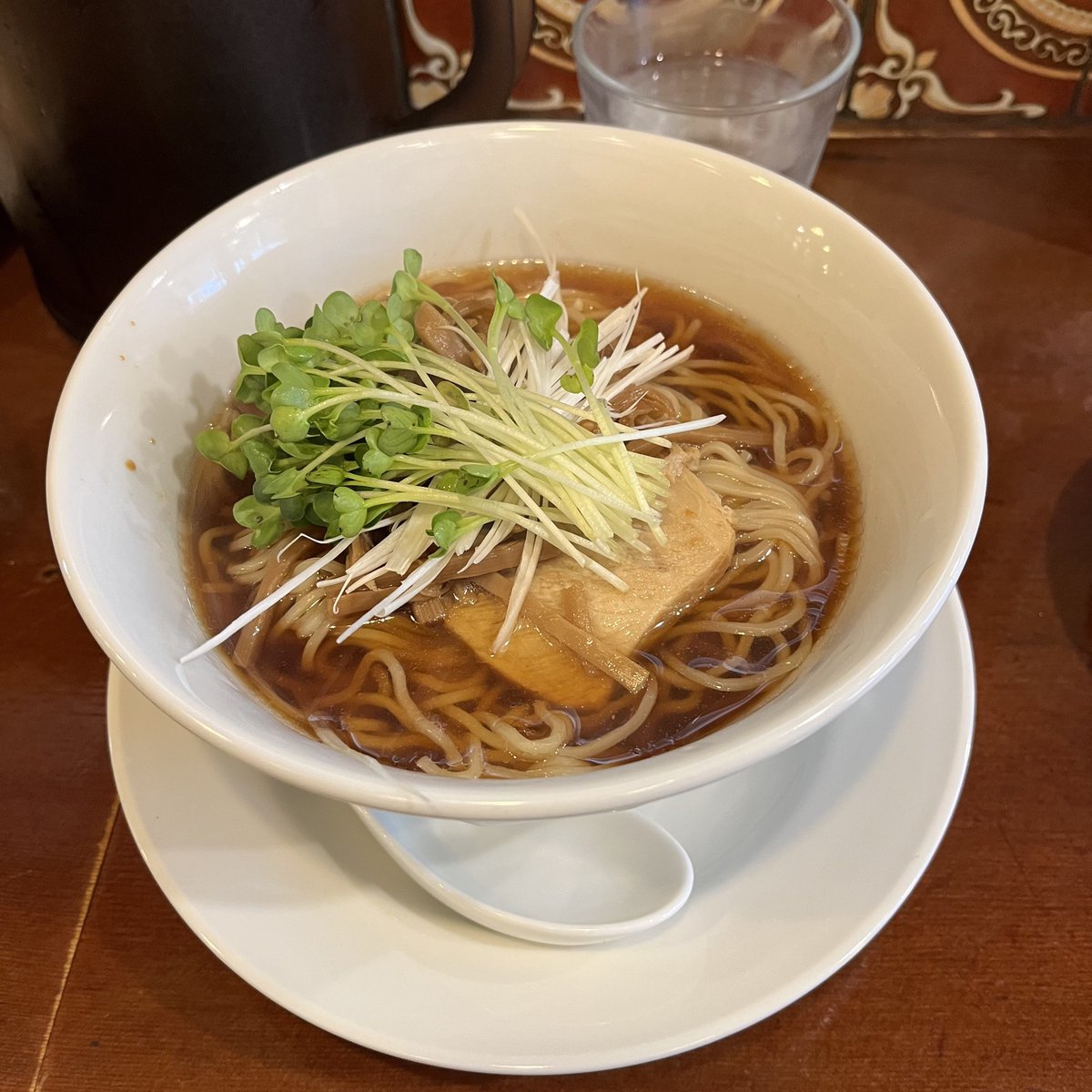 winter_fuyu123's tweet image. この前お友達と浅草に行ってきました🥺
食べ歩きしようと思ってたのに
ガッツリ食べてしまって無理だったけど
ラーメン美味しかったし楽しかったし
オッケー👍🏻👍🏻👍🏻
スカイツリーは曇ってて見えなかった😢

帰りに初めて新宿のディズニーストアに
行ったらドナルドのお誕生日お祝いしてた🎉
#浅草