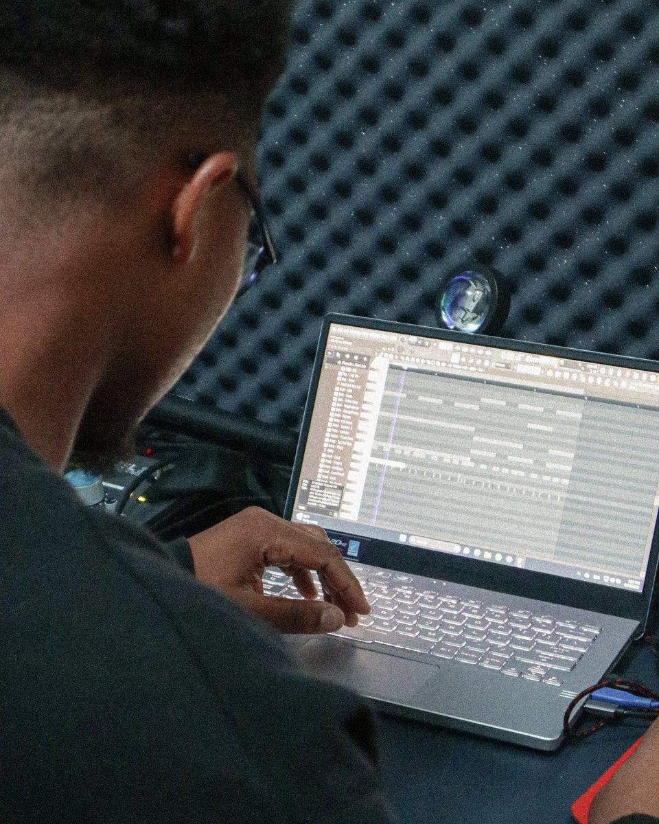 willhansel_'s tweet photo. @BeatSoHevy 👨🏽‍💻🐐 https://t.co/GEffX2ZfNC