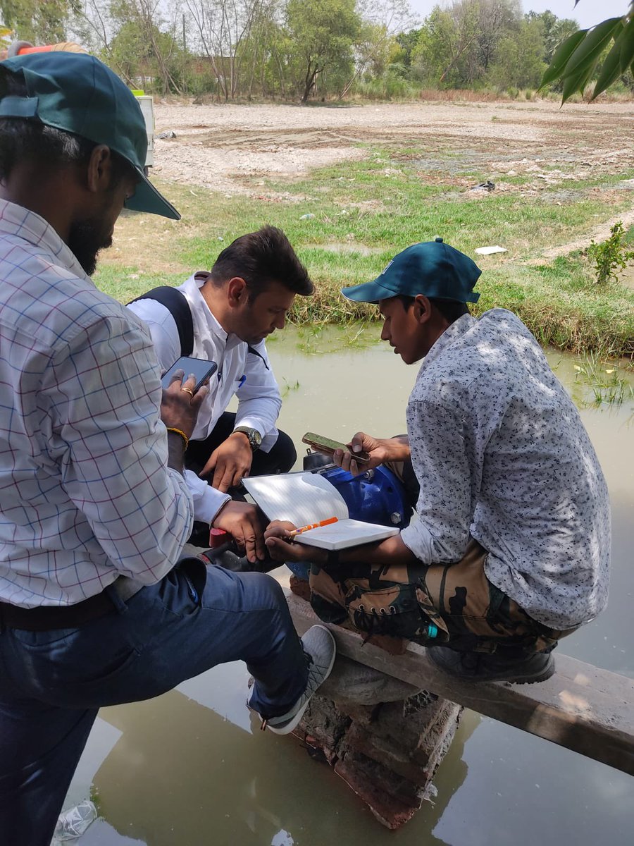 msahoo626's tweet photo. Partnership with Bayer for GHG,soil sampling and water management training in Geduaa village, Azamgarh! Discover effective strategies to reduce greenhouse gas emissions, improve soil health, and optimize water resources. 
@irri @sheetal_irri @Akm_irri @KshitikantaRou1 @Bayer https://t.co/aRSOUyWWC7