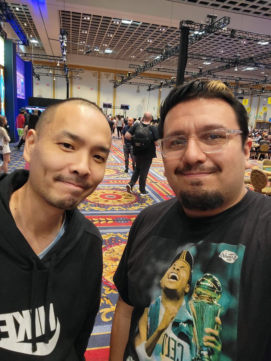 EvanPonce's tweet photo. Never know who you'll see at the wsop https://t.co/qIwCzPWrfZ