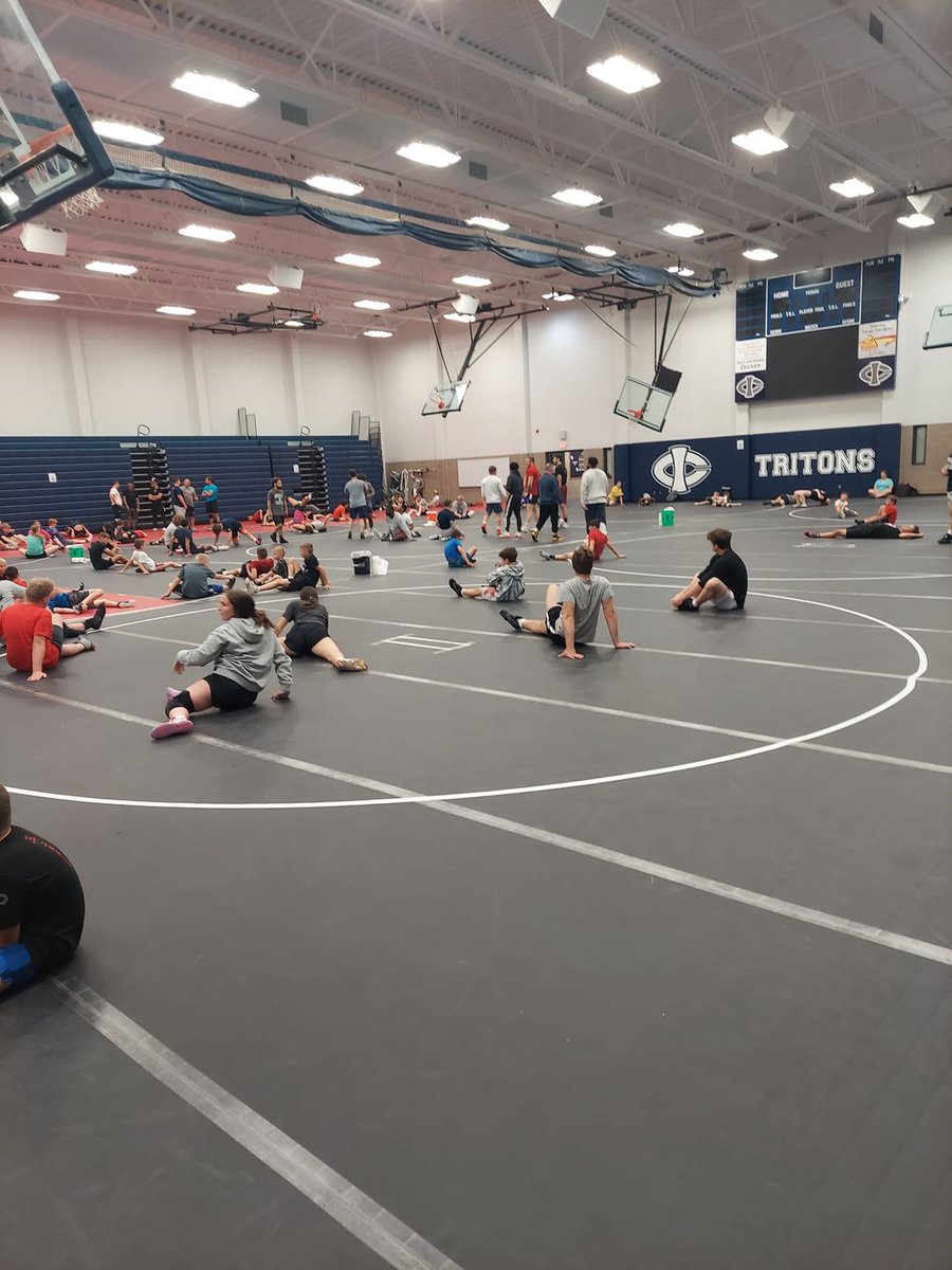 CAMP 1 Early check in session getting started with Iowa Central Head Coach Luke Moffitt!