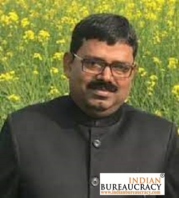 INDBureaucracy's tweet photo. Girijesh Kumar Tyagi IAS posted as DM- Amroha, UP
https://t.co/sPn2c6o2TB
#6IAS #Bureaucracy #BureaucracyNews #CivilServant #GirijeshKumarTyagiIAS #IASAppointments #Indianbureaucracynews #transfernews #UPGovt https://t.co/gZf5oaBADc
