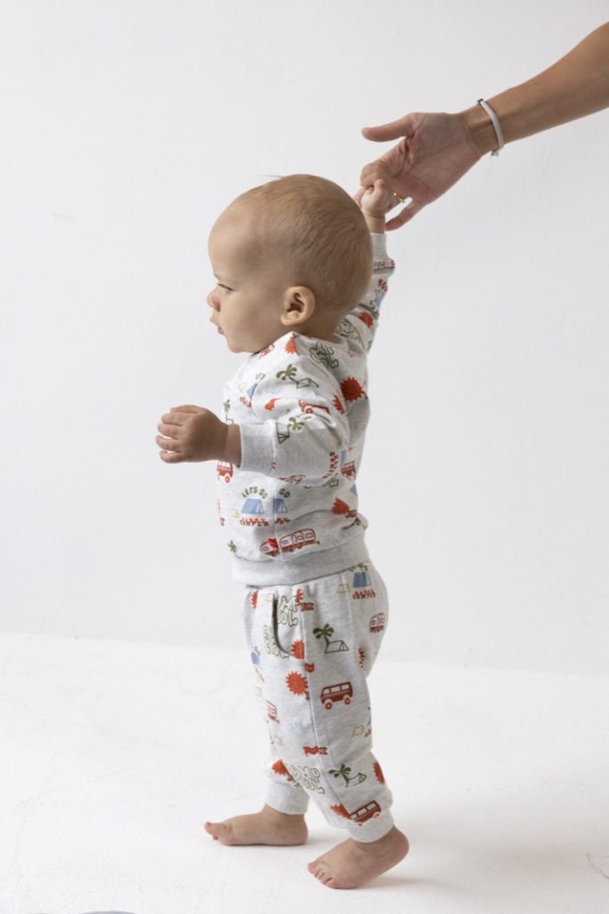 ChildhoodBiz's tweet photo. Das niederländische Label Feetje. die kleine Schwester von Jubel und Sturdy, zeigt bereits jetzt erste Outfits aus der neuen S/S-2024-Kollektion, die aus insgesamt 22 Programmen und einer Beachwear-Kollektion besteht. #Feetje

https://t.co/p147KL71Yk https://t.co/4uc6qcUrCS