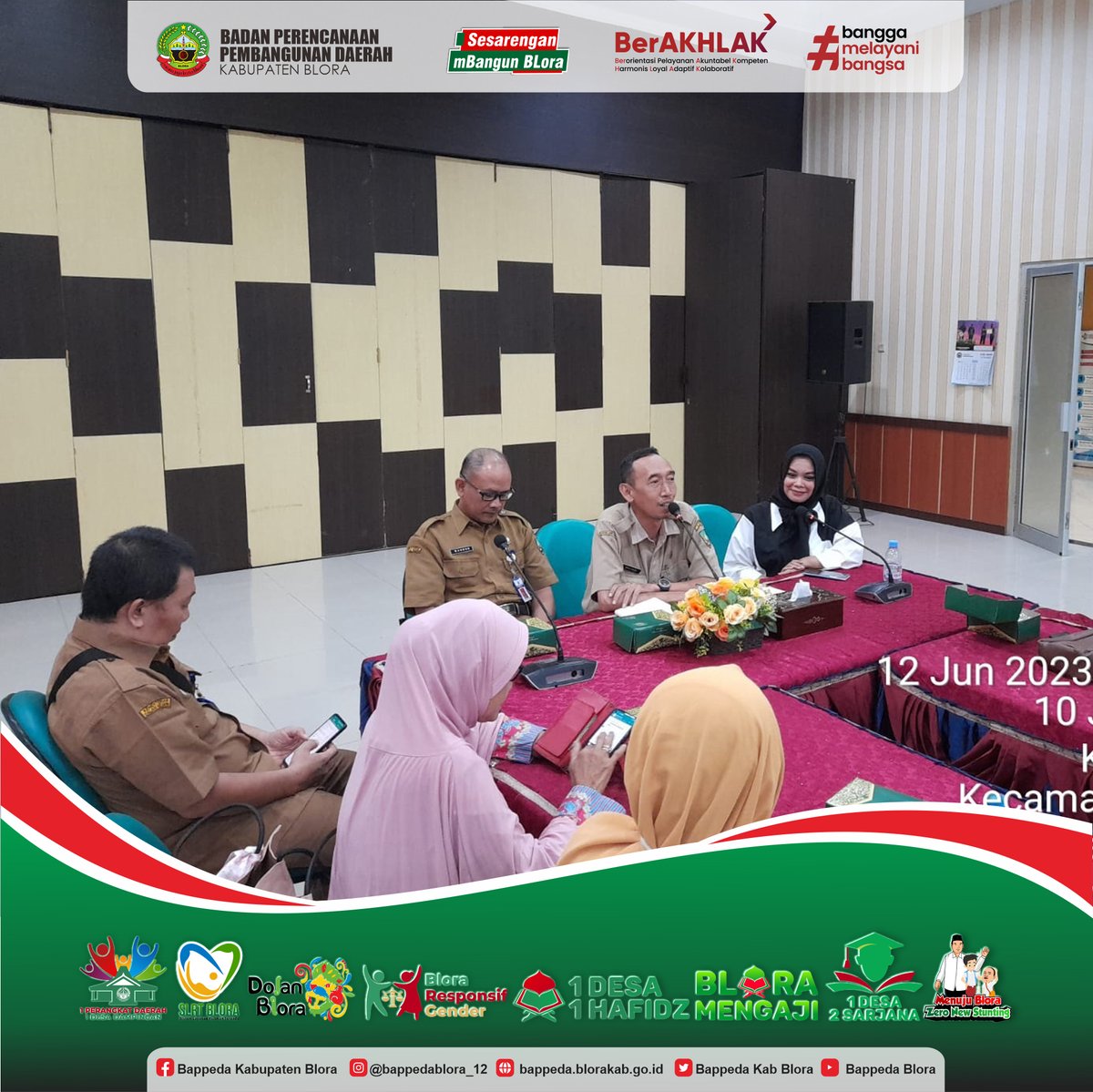 Kepala  bappeda dan kabid ikpsda melaksanakan rapat koordinasi tindak lanjut  penetapan batik jati lestari sebagai salah satu PDH ASN kab blora