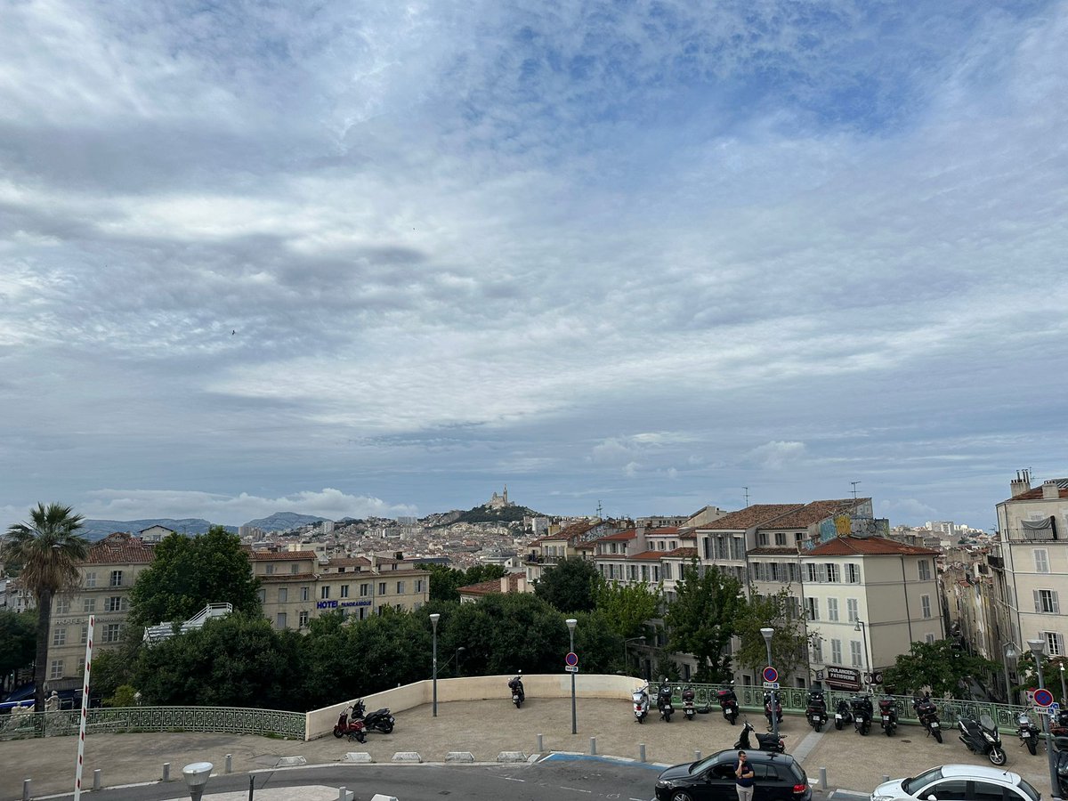 adresse.data.gouv.fr tweet media