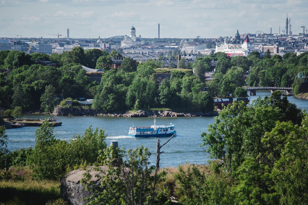 VisitHelsinki's tweet photo. HAPPY BIRTHDAY, our beloved #Helsinki! ❤️
On June 12 in 1550, King Gustav Vasa of Sweden established Helsinki at the mouth of the Vantaanjoki river. So on this day in 2023, we celebrate the 473rd birthday of our city! 🎉 See full Helsinki Day program here: https://t.co/Kb6oUQ1pst https://t.co/WhC9mOXnIN