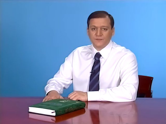 пан Євгеній tweet media