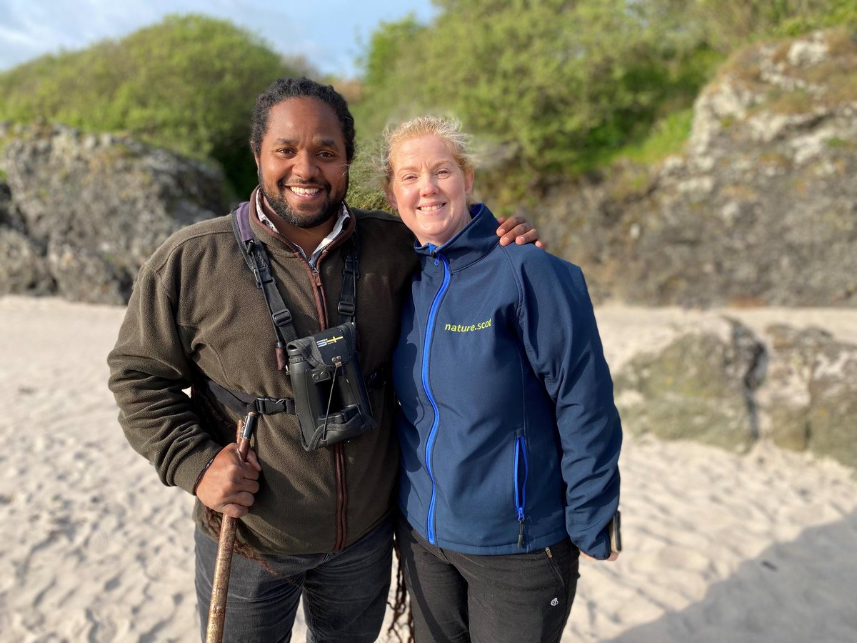 NatureScot's tweet photo. 📺 ICYMI On last night's BBC Countryfile, NatureScot's Jane Dodd chatted with @HamzaYassin3 about the remarkable &amp; endangered flapper skate. Jane talks about Skatespotter, a unique collab with anglers to track skate. Catch up on iplayer. https://t.co/LJzfAIWCxs  @SAMSoceannews https://t.co/eGbRTlFAaR