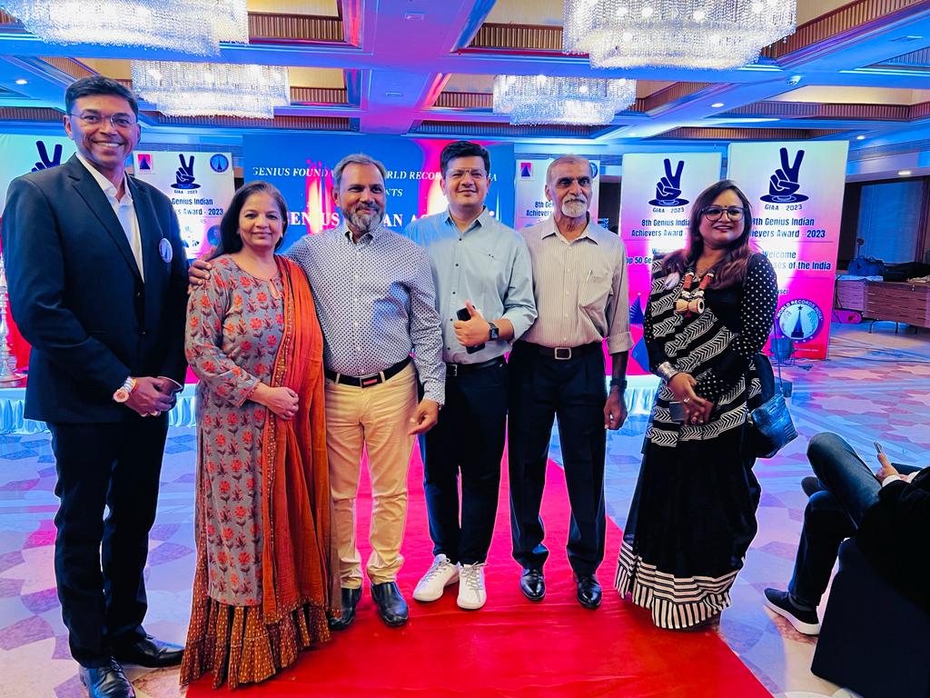 RajdeepInnHotel's tweet photo. I feel proud to be part of the Simbalian Cycling Community for achieving best cycling community award by GIAA 2023

#GIAA2023
#geniusfoundation 
#WorldRecordsIndia 
#SimbalianCyclingCommunity https://t.co/C2GU8MOFJG