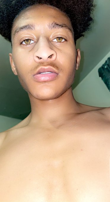 why all dese niggas hate me on here ? 😒 https://t.co/3niW1sdtYT<a href="/tag/nsfw"class="tags"><span>#nsfw</span></a><a href="/tag/nsfwtwt"class="tags"><span>#nsfwtwt</span></a>