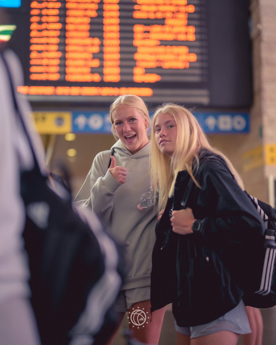 𝐖𝐞 𝐚𝐫𝐞 𝐨𝐧 𝐭𝐡𝐞 𝐫𝐢𝐠𝐡𝐭 𝐭𝐫𝐚𝐜𝐤...

#3SSBGirls | #adidasEurocamp