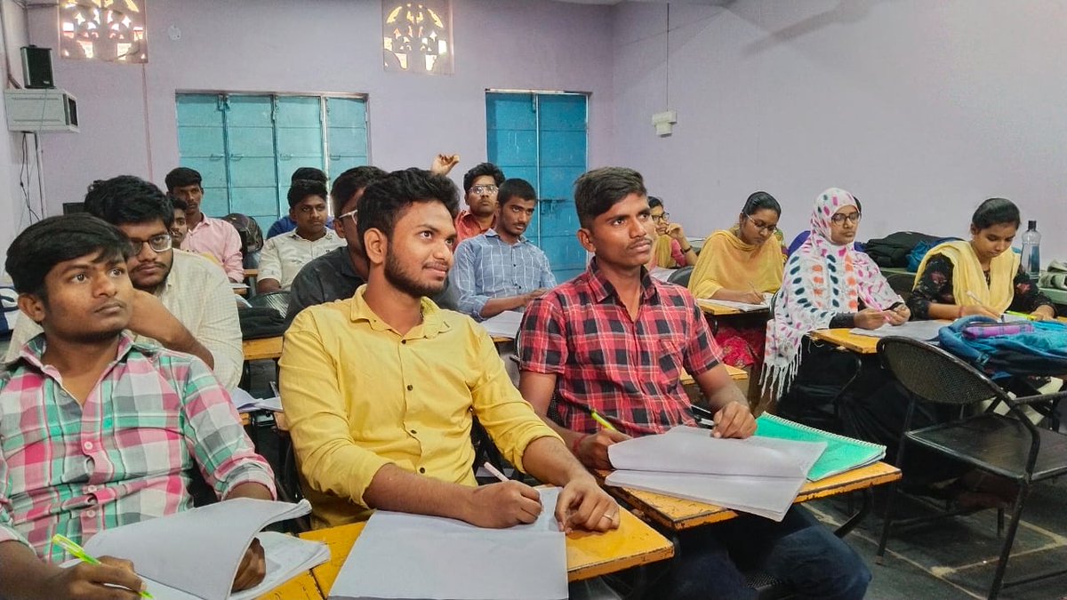 AP_Skill's tweet photo. As part of G-20 Jan Bhagidari Program @AP_Skill Conducted Essay Writing on Impartant of Skilling in New Educational Policy at #SkillHubs, #SkillCollege and #ESCCollege in @CollectorGuntr https://t.co/9tYsCoN238