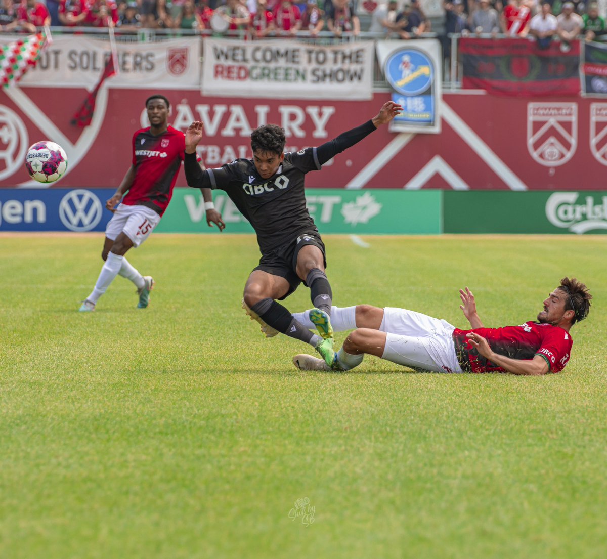 @CPLCavalryFC clinched 3 points after scoring 3 goals against @vanfootballclub in this weekend’s @CPLsoccer action! A much needed win puts Cavalry into 4th place after Matchweek 9! #CanPL 

Full Time: Cavalry FC 3:1 Vancouver FC