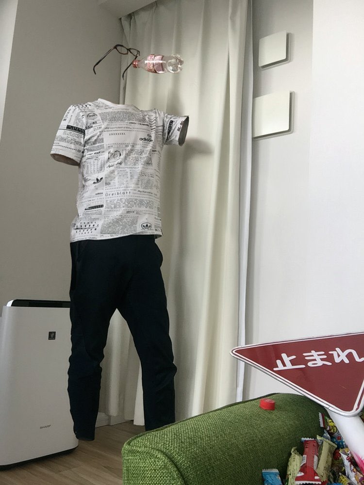「本日発売の透明人間漫画「ギュゲスのふたり」こちらデザイナーさんが出してくれた他の」|カトウタカヒロ@ギュゲスのふたり1,2巻12月12日同時発売‼️のイラスト