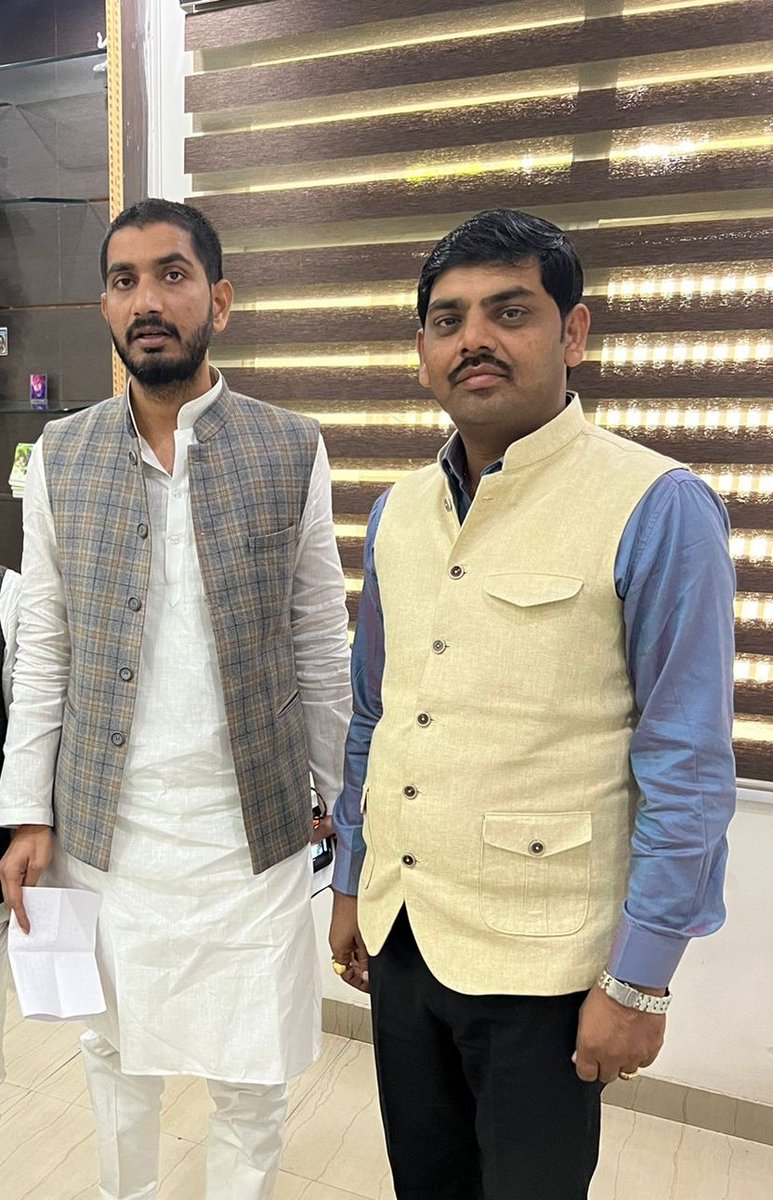 YadavShashankJi's tweet image. इफको के डायरेक्टर आदरणीय श्री आदित्य यादव &quot;अंकुर भईया&quot; को जन्मदिन की बहुत बहुत बधाई व ढेर सारी शुभकामनाएं @socialistaditya 
#AdityaYadav