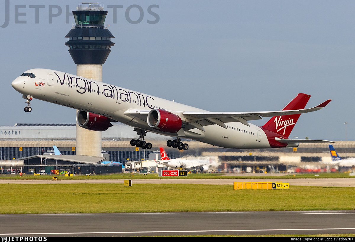 JetPhotos tweet media