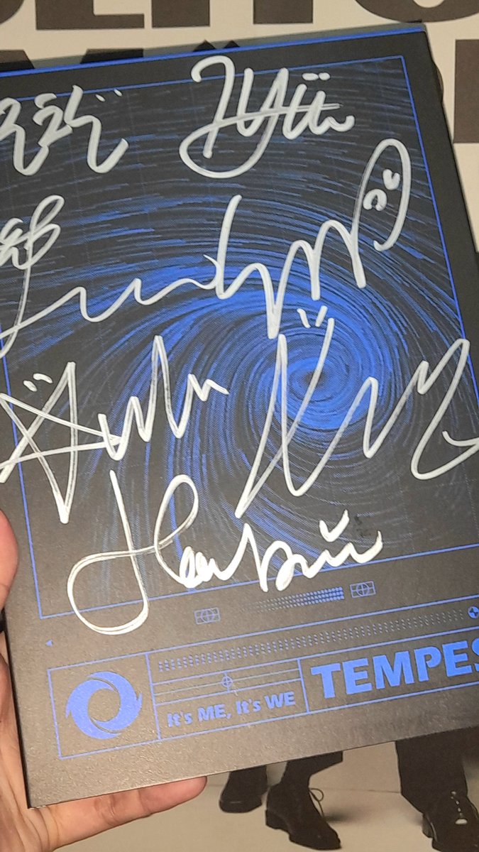 ceezcart's tweet photo. [#nabudolnikol #ceezmails] ♡ 

my tempest signed album came home na po!^^ TYSM po for packing it safely and sa smooth transaction! 

@jujoons https://t.co/5Dt7UJpEHJ