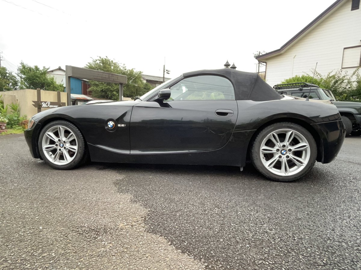 TR250kawasaki's tweet photo. BMW z4 売ります。
走行距離96114km
一時抹消済
【25万円】
千葉県成田・富里近辺から出品
#車
#売ります
#BMW
#z4
#車売ります
BMW z4 グレード2.2i
直列6気筒エンジン
エンジン好調
幌に難あり。自動で開閉出来ません。
手動にて開閉可能。 https://t.co/gHpkMolhnd