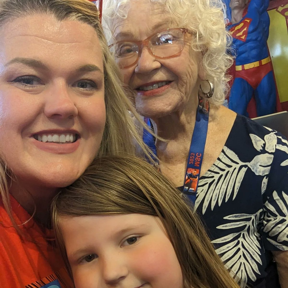 supermanmuseum's tweet photo. Pinch me I'm dreaming!  As a woman working in the comic themed industry it has been on my bucket list to be able to meet Trina Robbins for many years!  This was such an amazing opportunity brought to us by the Superman Celebration!  The first FEMALE artist to ever draw WONDER WOMAN! ♀️🦸‍♀️💪 She broke the glass ceiling! Me and my daughter got to give her a guided tour of our family's Super Museum and @hiddengemsnovelty @DCWonderWoman #trinarobbins #WonderWoman #superman #SupermanCelebration