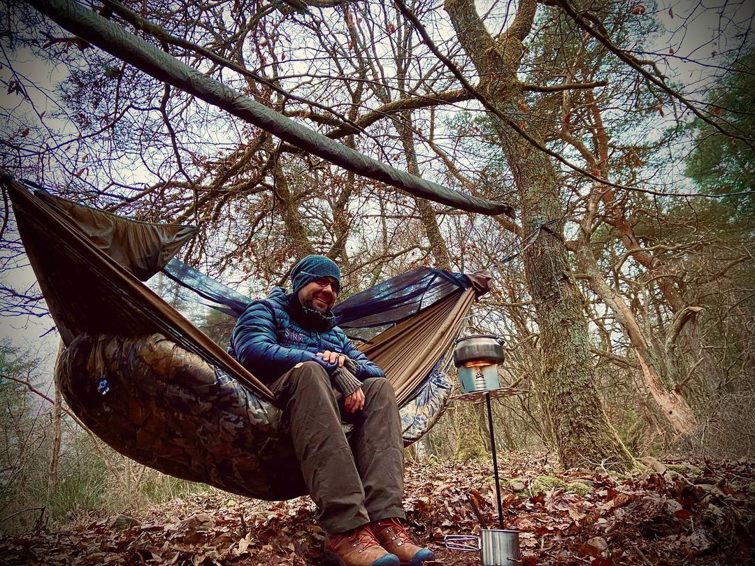 Don’t be tied down. Get in a hammock and let the ‘time fly’ to wherever your dreams take you!

📷@missionbushcraft

#onewind #onewindoutdoors #hammockgear #nature #sleepbetter #hammock #hammocklife #hammocktime #hammockcamping #camping #backpacking #naturelovers #climbing