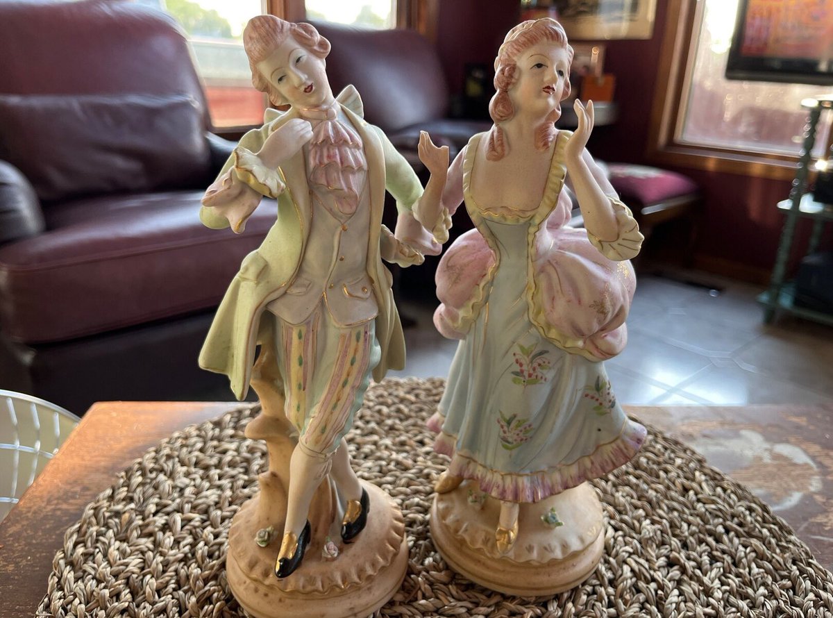 Beautiful Victorian Couple Statues For CA$48
Get it Now!
etsy.com/ca/listing/130…
-
-
-
#Etsy #EtsyShop #EtsyVintageShop #Victorian #Porcelain #Figurines #PorcelainFigurines #Statues #PorcelainStatues #Vintage #VintagePorcelain #VintageStatues #VintageFigurines #Deesnewoldgems