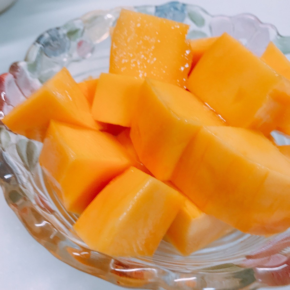 ankijapan's tweet photo. 🥭🥭🥭台湾愛文マンゴー今週から発送開始です。まだ予約注文受け付けています！甘くて美味しいマンゴーは1ヶ月間の限定販売ですよ。お中元にもオススメです。DMにてご注文お待ちしています。#台湾すき #台湾フルーツ #台湾愛文マンゴー #マンゴー #期間限定 #数量限定 #ankijapan #mango #taiwanfruit https://t.co/FfnEFs5TP2