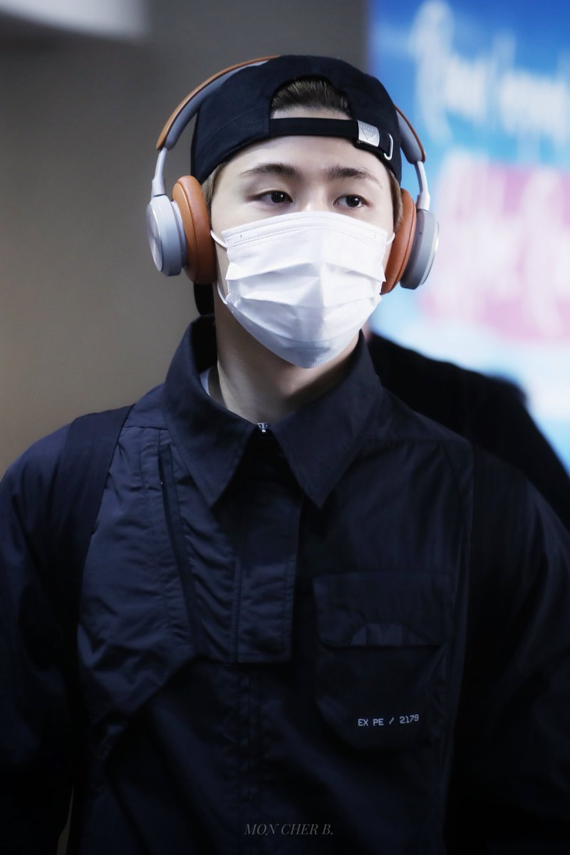 MonCher131's tweet photo. 230612 ㄱㄱ 
#비아이 #김한빈 https://t.co/nXabe4aoAU