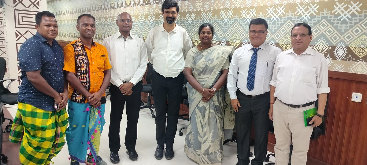 OnimaDr's tweet photo. Had a wide interaction with Secretary Minter of culture govt of India @MoCA_GoI @bhupro @VCofficeBHU https://t.co/2RCYpyunp8