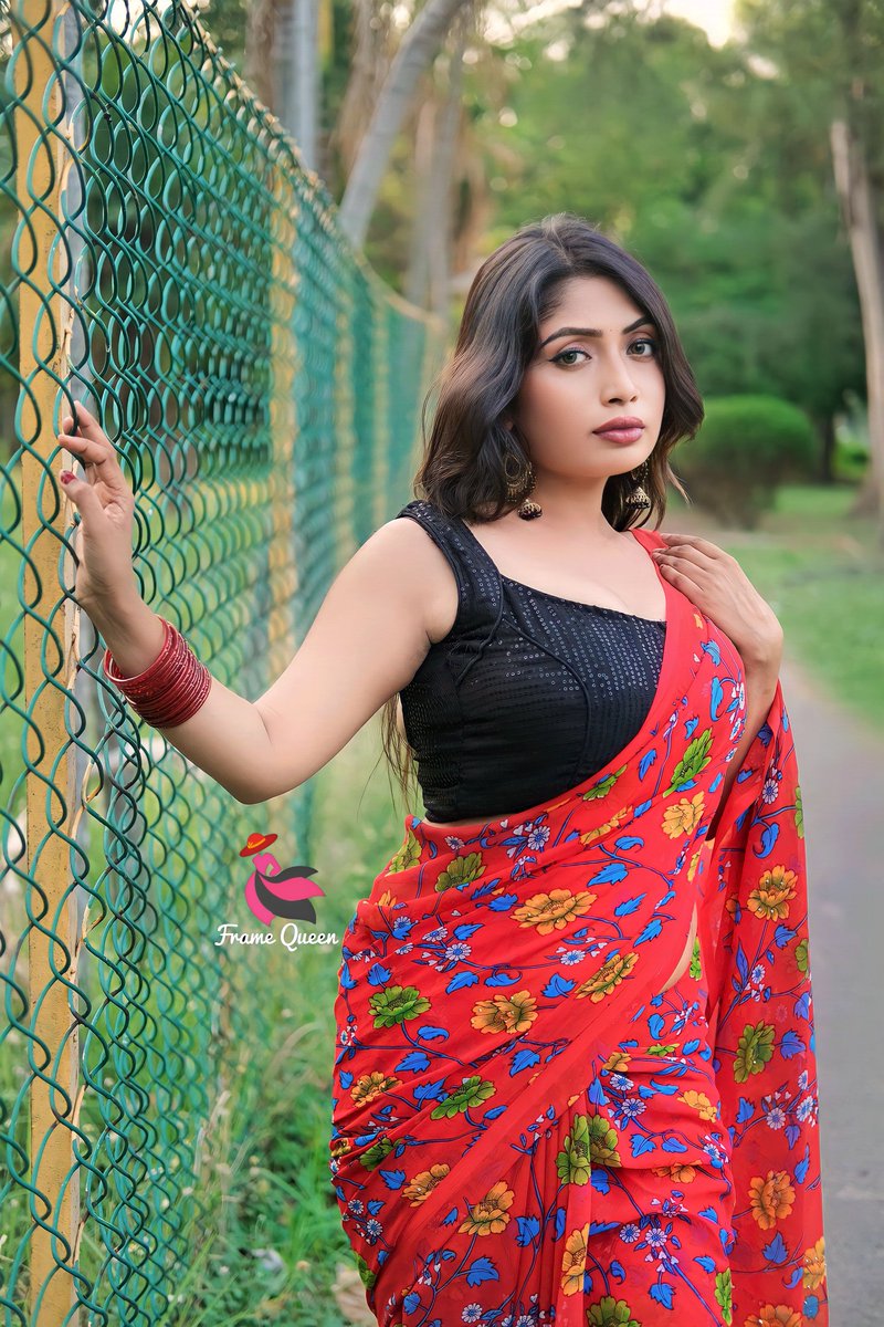 .
This video is Out Now :- youtu.be/VH_RccCkT-c

#sareelove #sareelover #SareeTwitter #saree #sareebeauties #sareeblouse #sareefashion #sareelovers #sareeswag #Kolkata #fashion #Fashionista #fashionblogger #Fashiontail #Travel #hot #sexy #beautifulgirl
